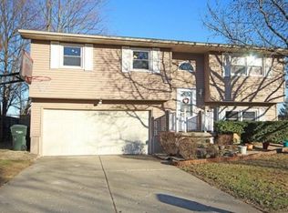 874 S Hancock Dr, Decatur, IL 62521