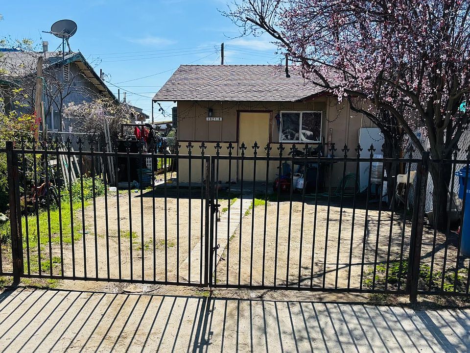 1st image of 7821 Alden St