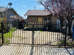 7821 Alden St, Lamont, CA 93241
