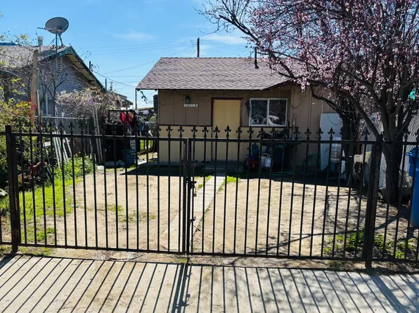 7821 Alden St, Lamont, CA 93241