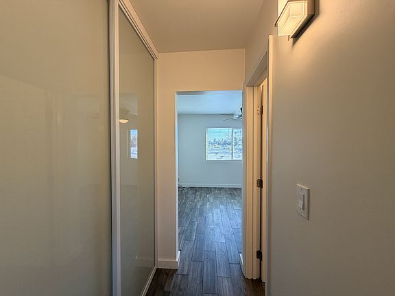 5th image of 3155 Kemper St #11527958
