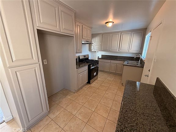 3rd image of 14655 Rath St