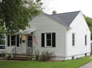 1157 Cornwall Ave, Waterloo, IA 50702