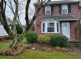 418 S Cherry St, Lititz, PA 17543