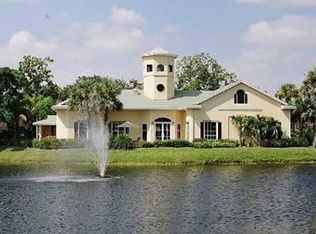 1411 Meadows Cir W, Boynton Beach, FL 33436