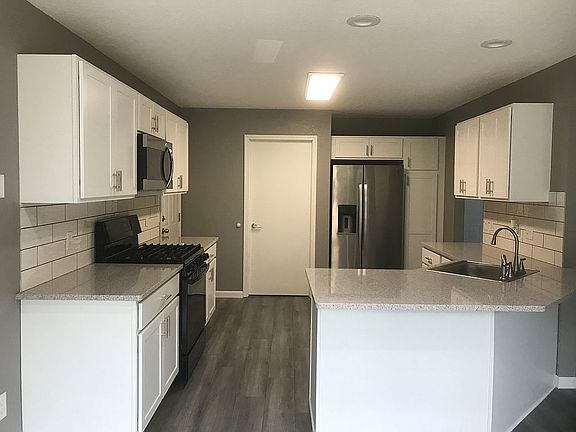 5th image of 1781 Bragden Dr