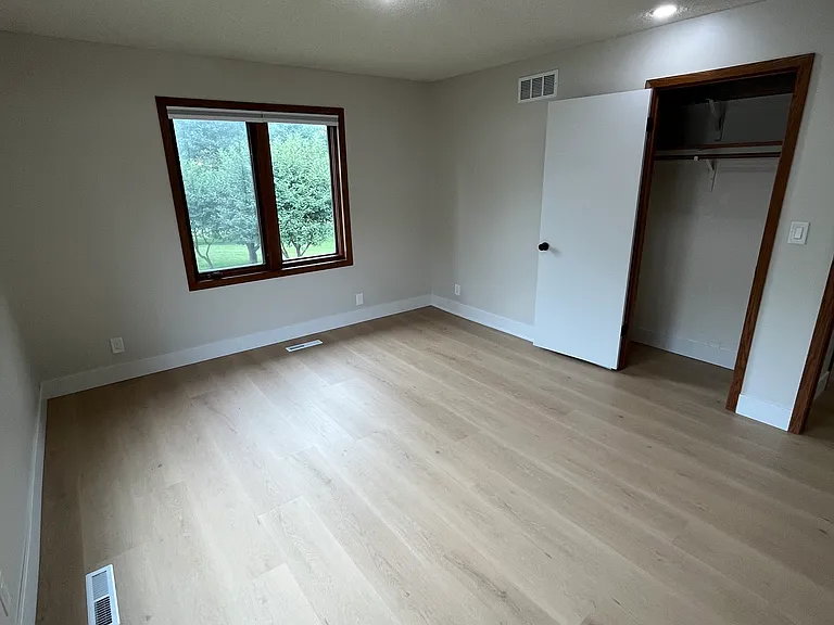 1826 Normandy Ln — Photo 13