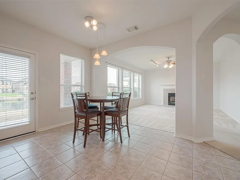 18118 Billabong Crescent Ct — Photo 15