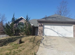 2 Tonya Ln, Bella Vista, AR 72715