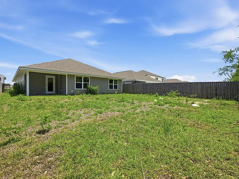 5367 Peach Dr — Photo 45