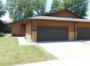 2524 25th Ave S, Fargo, ND 58103