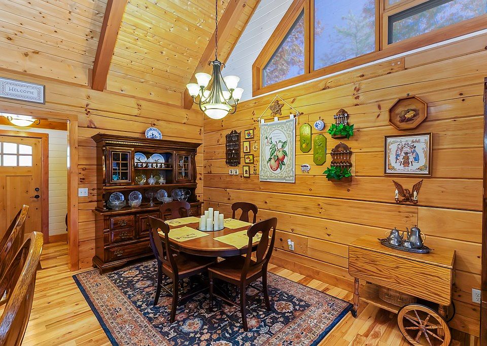 13th image of this home