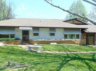 4133 Lois Ln, Saint Louis, MO 63125