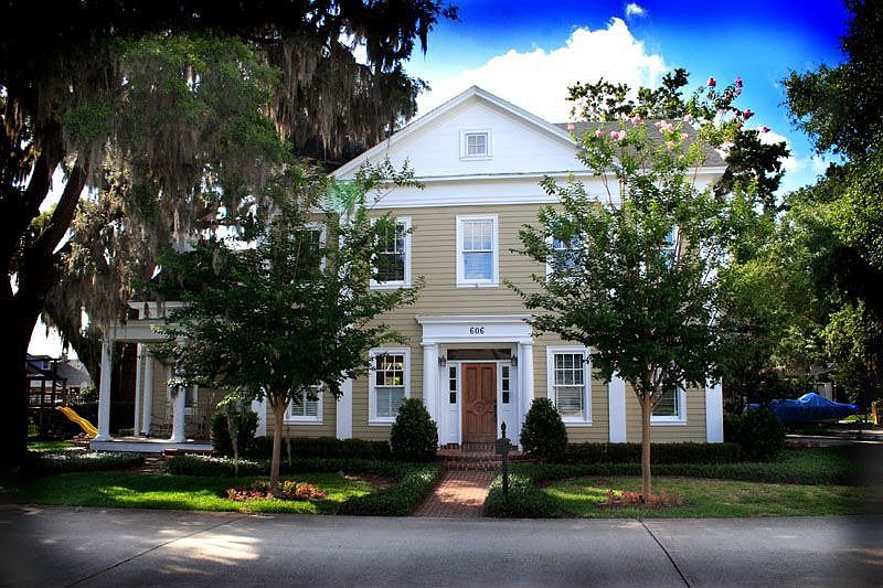1st image of 606 Lake Harbor Cir