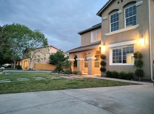 3749 E Hillcrest Ave, Visalia, CA