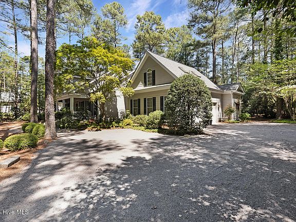 2nd image of 58 Devon Drive