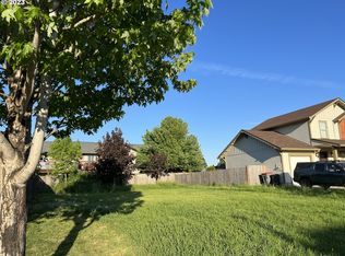 235 SE Hope Ct, Sheridan, OR 97378