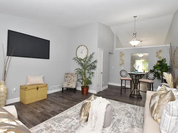 9354 West Terra COURT, Milwaukee, WI 53224
