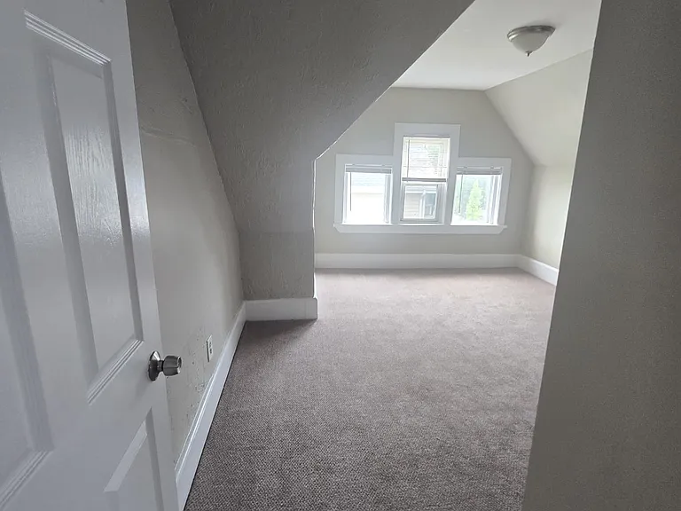 40 Hurd St #2 — Photo 24