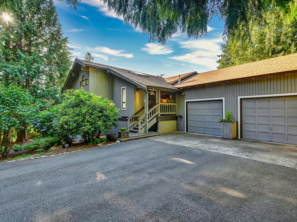 1st image of 4 211th Pl NE