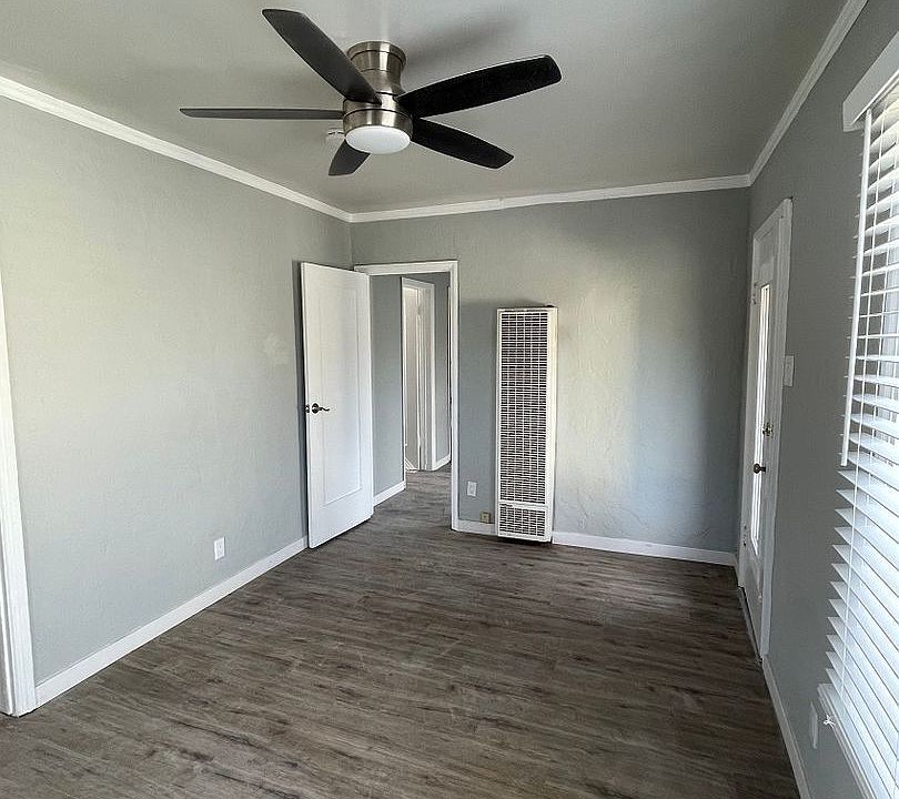 1st image of 241 W 80th St