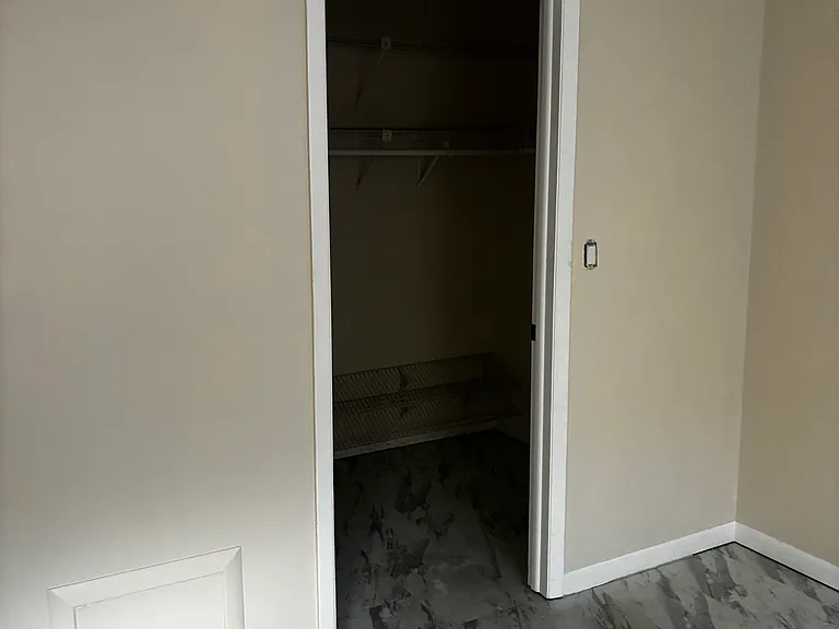 5428 Larchmont Ct — Photo 25
