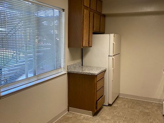 2nd image of 3036 Willow Pass Rd APT 3