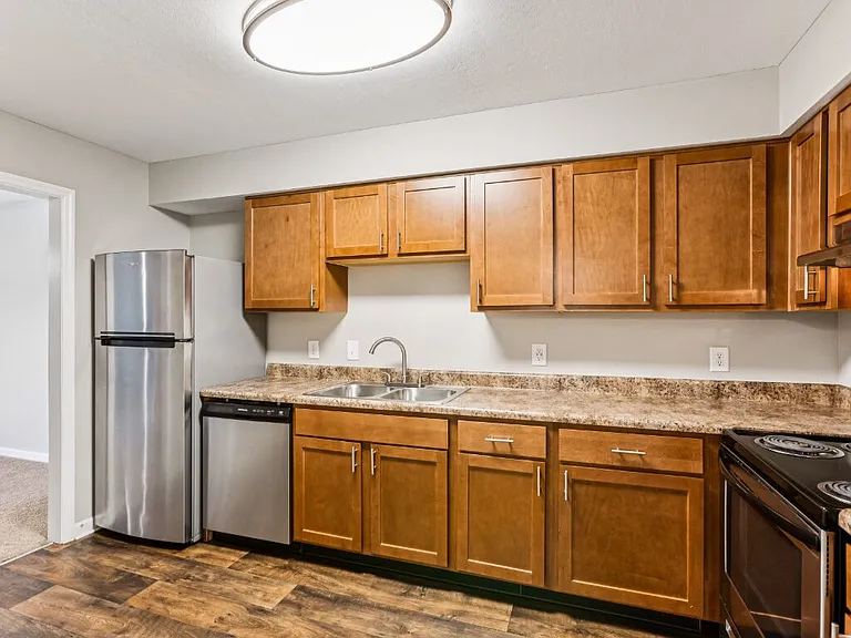 Ashford Place Apartments — Photo 74
