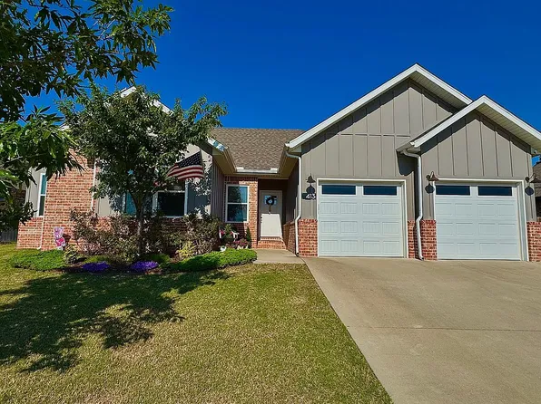 413 N Tacoma St, Farmington, AR 72730