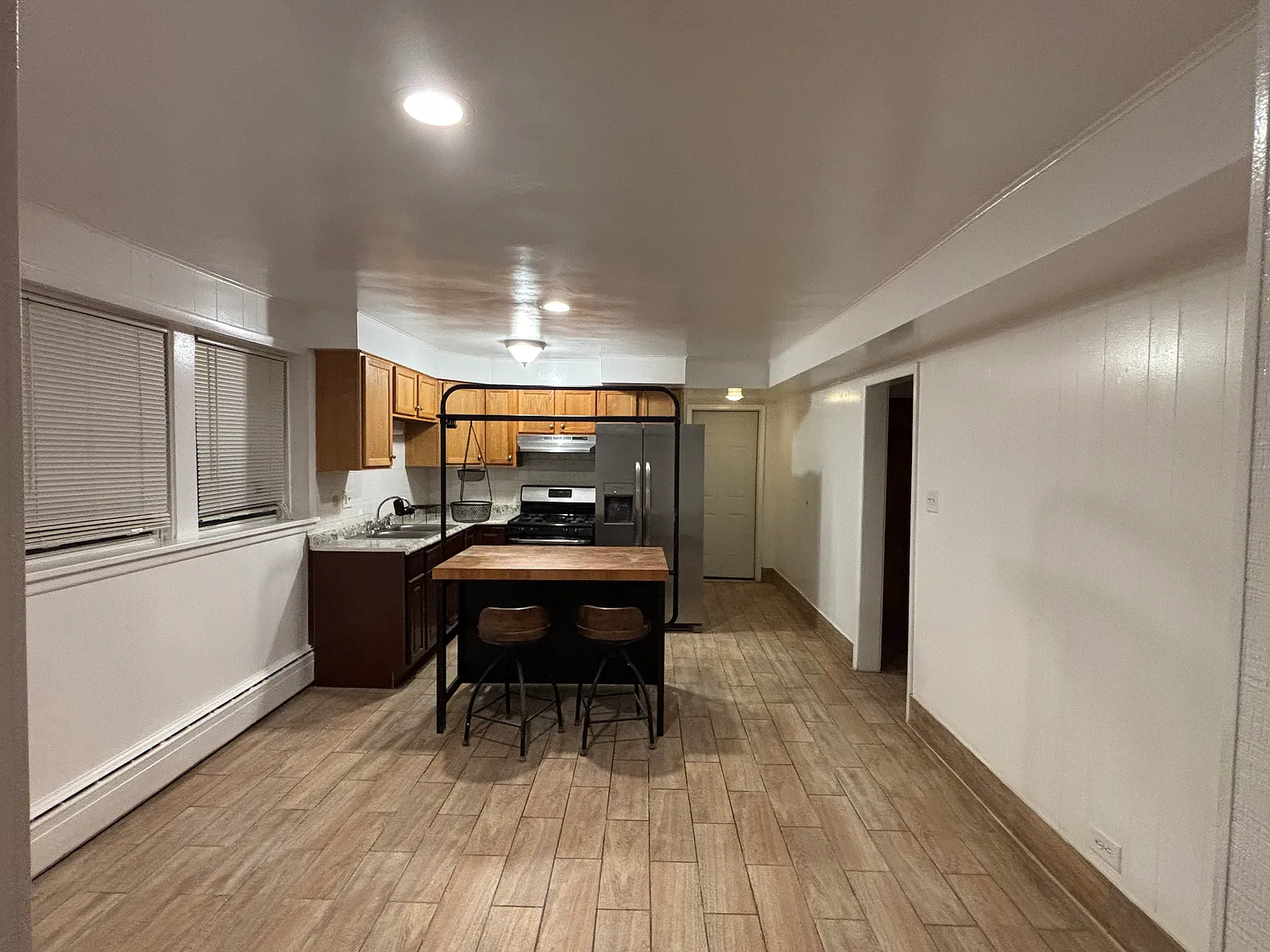 2 bed, $1,700 — Photo 1