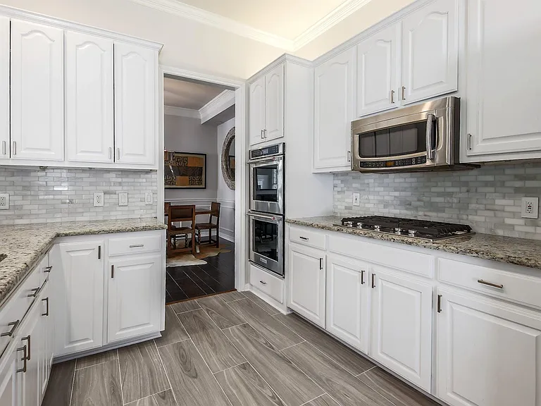 9935 Barbrook Dr — Photo 11