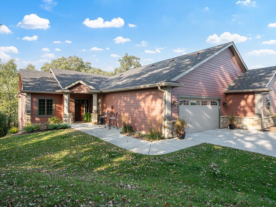 1st image of 468 Panorama Cir NW