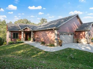 468 Panorama Cir NW, Rochester, MN 55901
