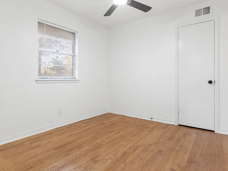 513 Inwood Dr — Photo 9
