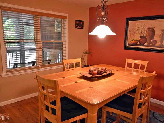 4th image of 118 Blue Water Pl