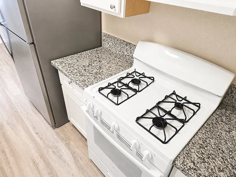 Mountain Vista Apartments — Photo 26
