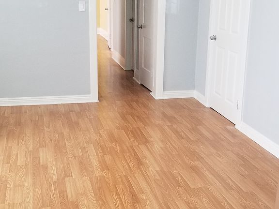 Leaving/Dining room