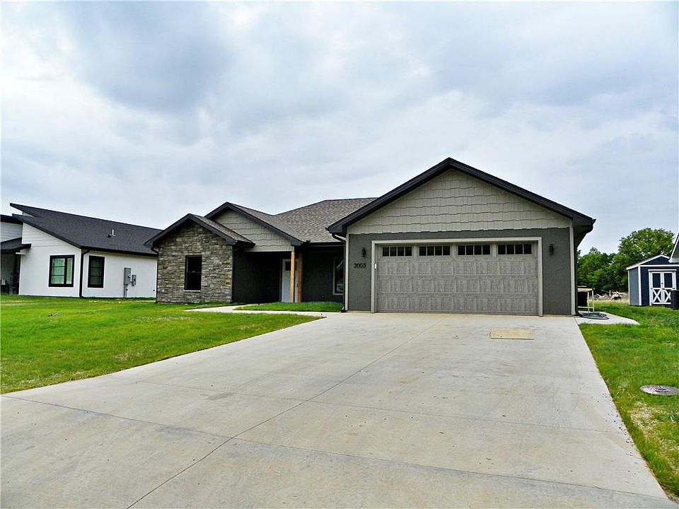 2003 E Cow Creek Ln, Pittsburg, KS 66762 Zillow