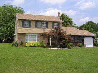 7 Spur Rd, Lansdale, PA 19446