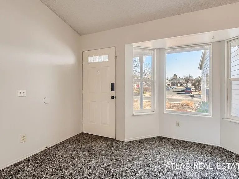 7790 Belford Dr — Photo 2