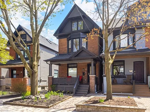 103 Harcourt Ave, Toronto, ON M4J 1J3