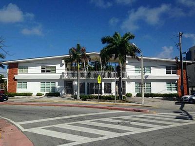 8080 Tatum Waterway Dr APT 24, Miami Beach, FL, 33141