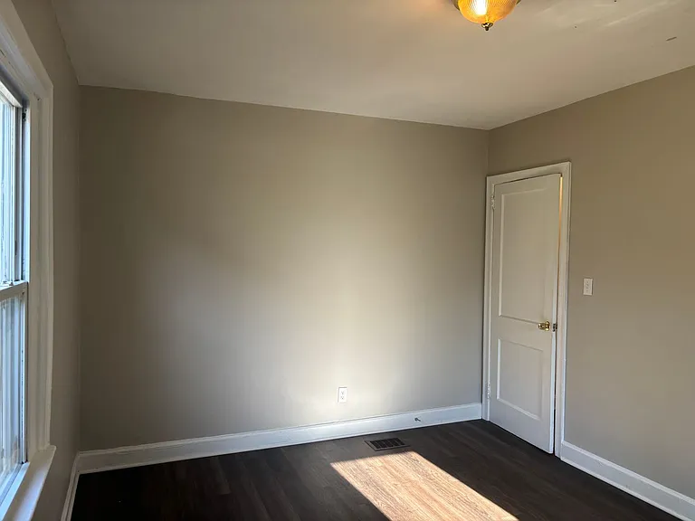 2565 Brentwood Pl — Photo 20