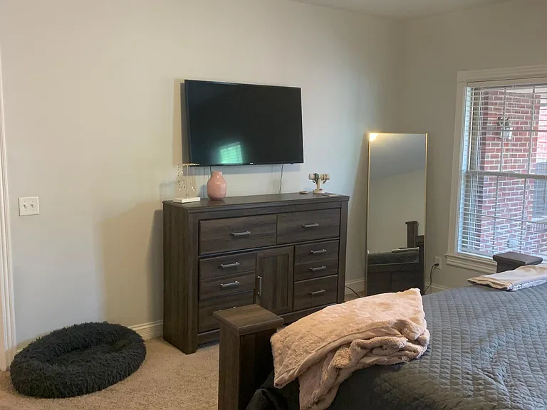 Primary suite