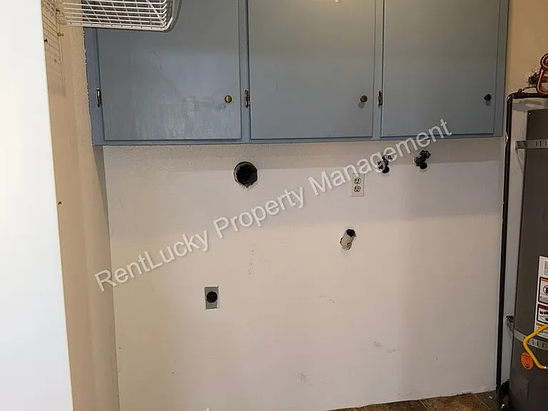 31911 42nd Ave SW — Photo 21