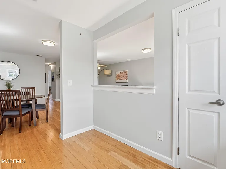 65 Cedar Ave #A8 — Photo 10