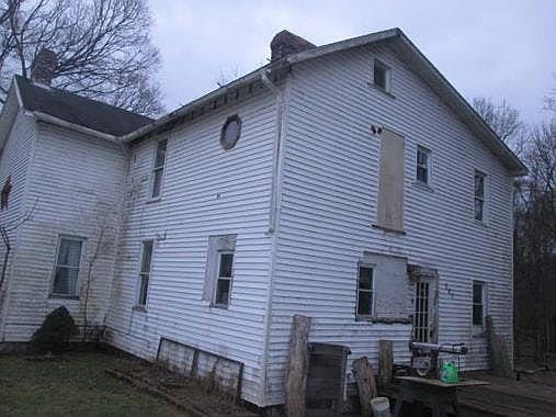 5th image of 267 E Riverside Rd