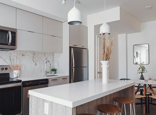 1531 Stittsville Main St #210, Ottawa, ON K2S 2Z9