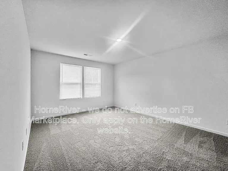 119 Pine Needle Dr — Photo 8