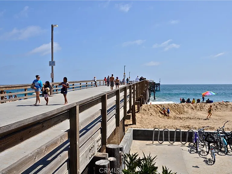 226 La Jolla Dr — Photo 33